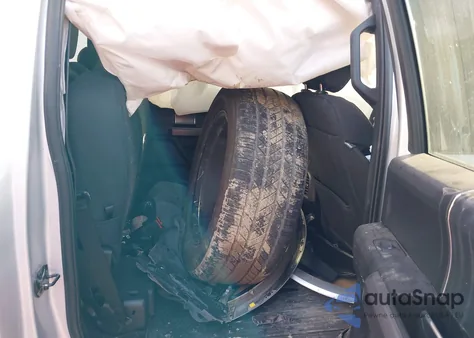 2019 Ford F-150 Xlt z USA, uszkodzony, nr VIN 1FTEW1C50KKE75589